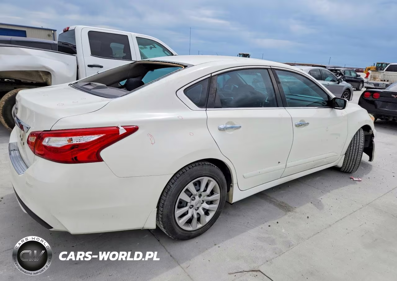 2017 Nissan Altima 2.5 S VIN:1N4AL3AP4HC255338 - 3