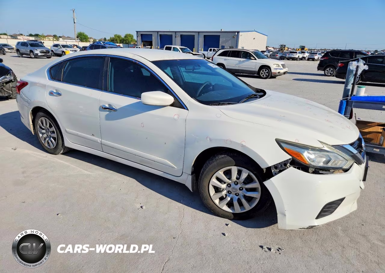 2017 Nissan Altima 2.5 S VIN:1N4AL3AP4HC255338 - 4