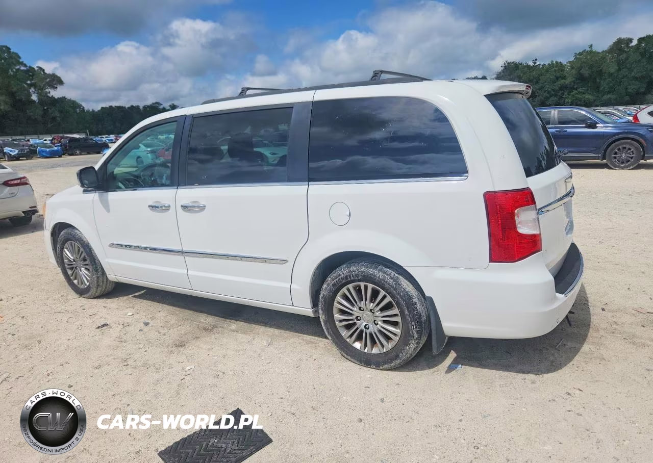 2013 Chrysler Town & Country Touring L VIN:2C4RC1CG5DR815819 - 2