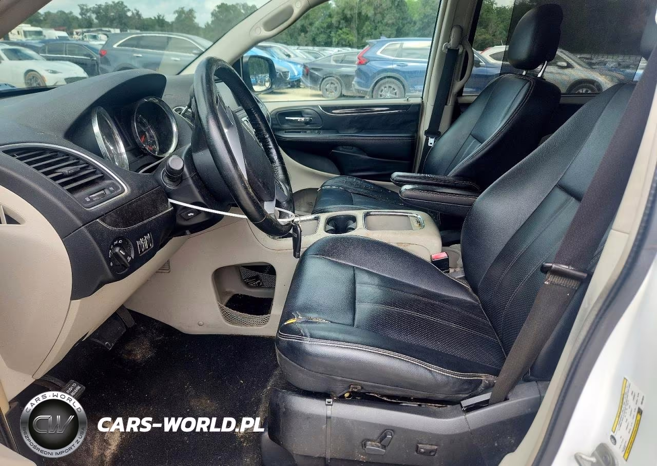 2013 Chrysler Town & Country Touring L VIN:2C4RC1CG5DR815819 - 7