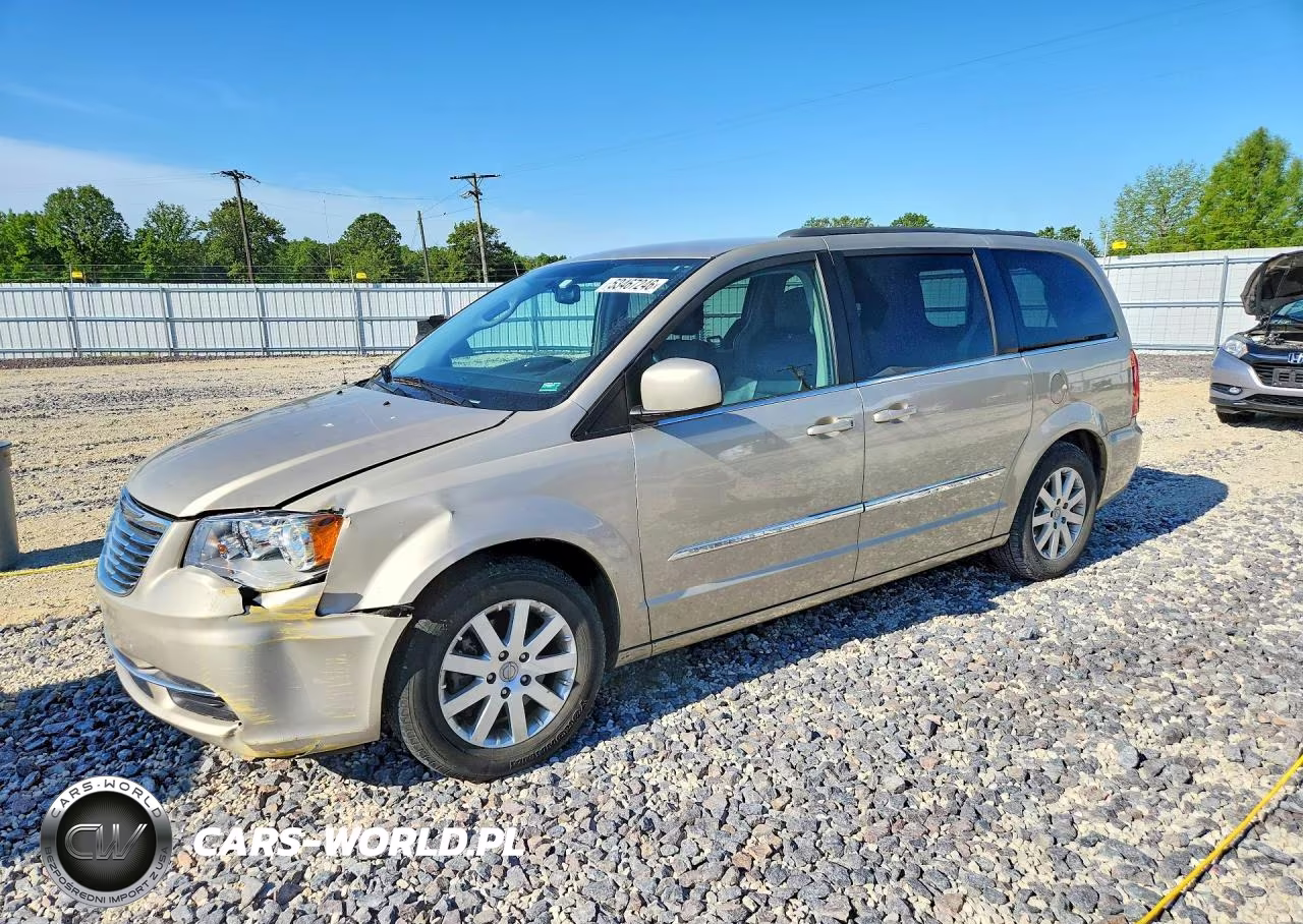 2014 Chrysler Town & Country Touring – zdjęcie 1 z 13