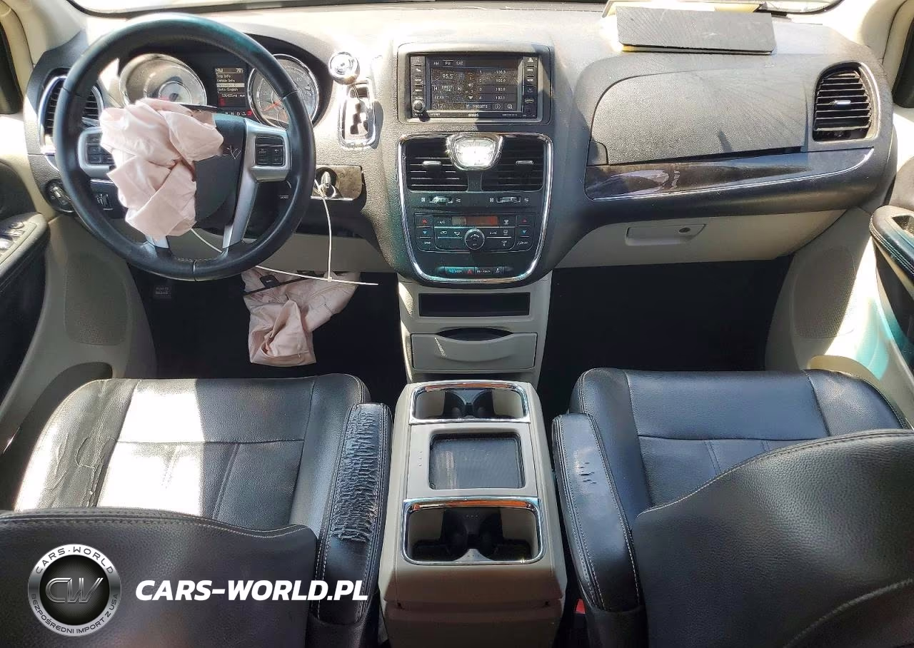2013 Chrysler Town & Country Touring VIN:2C4RC1BG8DR630052 - 8