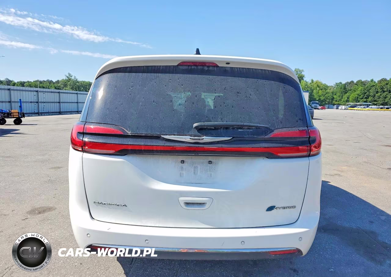 2024 Chrysler Pacifica Hybrid Select VIN:2C4RC1S78RR130903 - 6