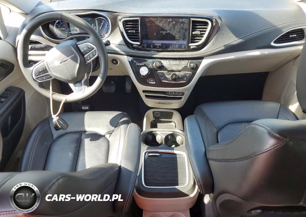 2024 Chrysler Pacifica Hybrid Select VIN:2C4RC1S78RR130903 - 8