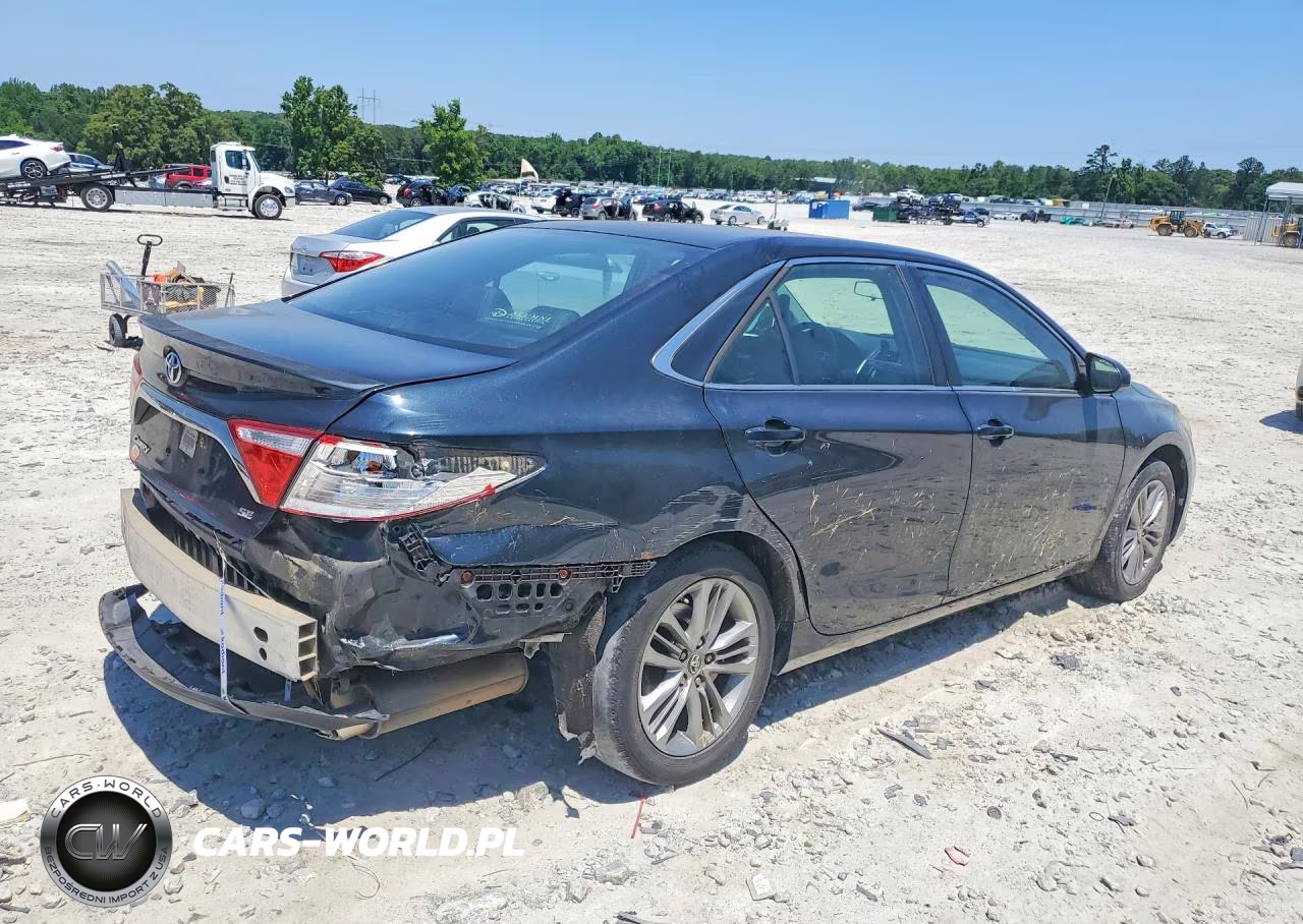 2015 Toyota Camry Se VIN:4T1BF1FK0FU487431 - 3