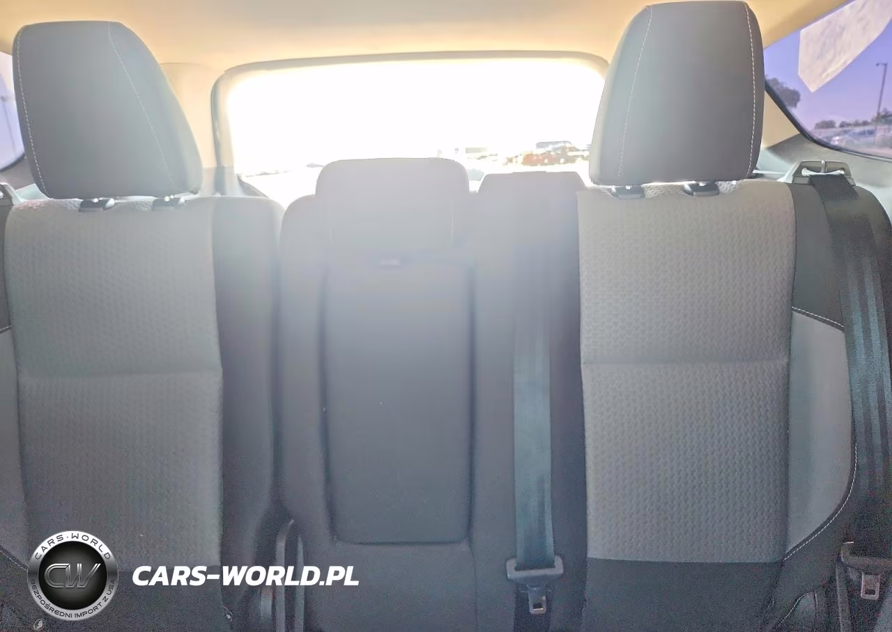 2017 Ford Escape Se VIN:1FMCU0GD6HUF08466 - 10