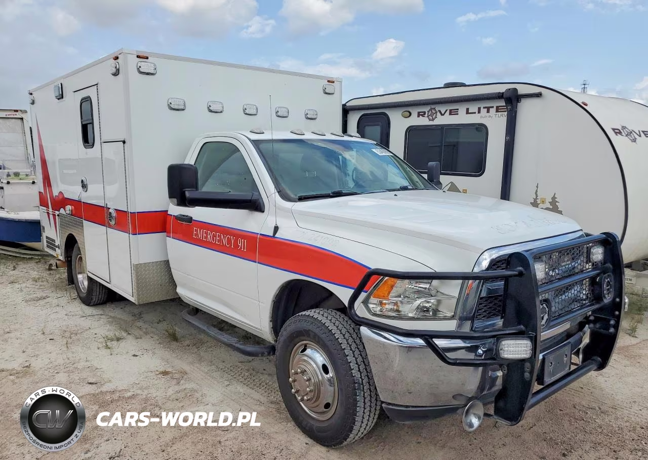 2018 Ram 3500 Frazer Ambulance VIN:3C7WRSBJ7JG188453 - 4
