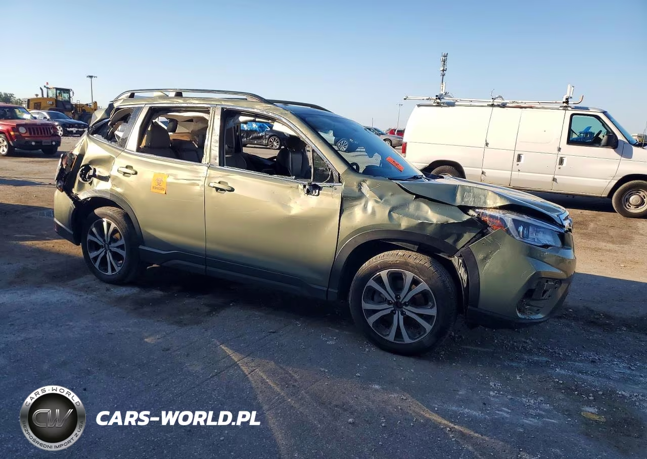 2019 Subaru Forester Limited VIN:JF2SKAUC8KH537671 - 4