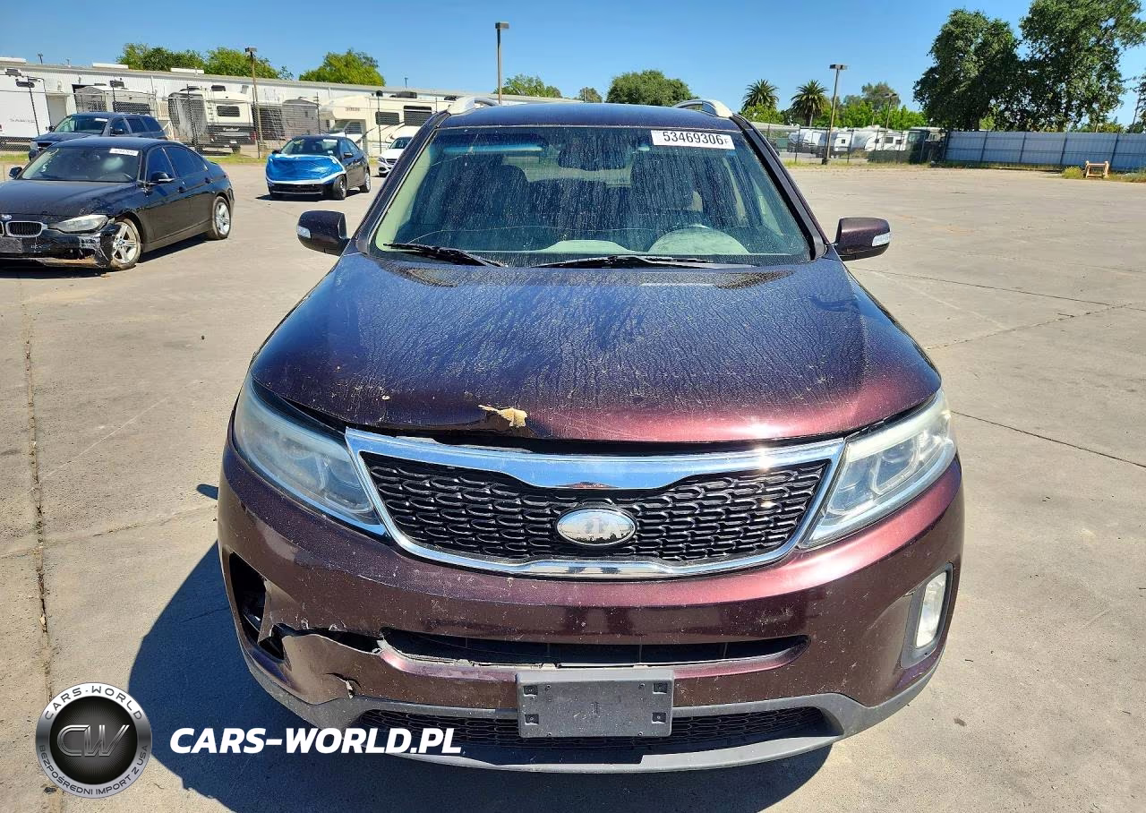 2014 Kia Sorento Lx VIN:5XYKTCA68EG465759 - 5