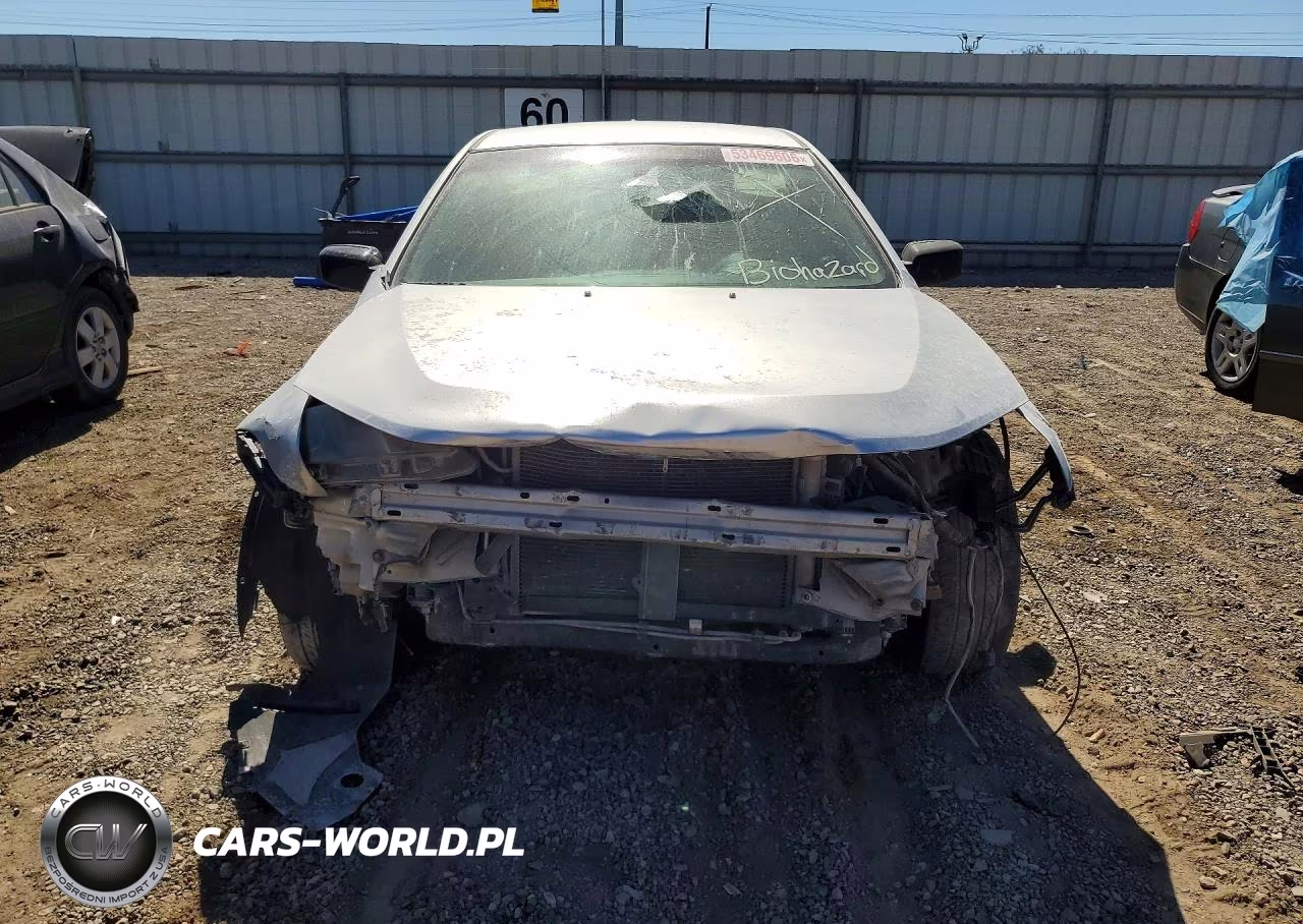 2012 Ford Fusion Se VIN:3FAHP0HA5CR366705 - 5