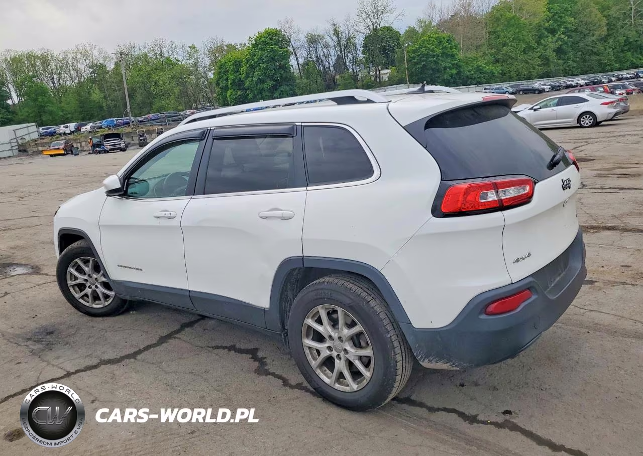 2015 Jeep Cherokee Latitude VIN:1C4PJMCB6FW752503 - 2