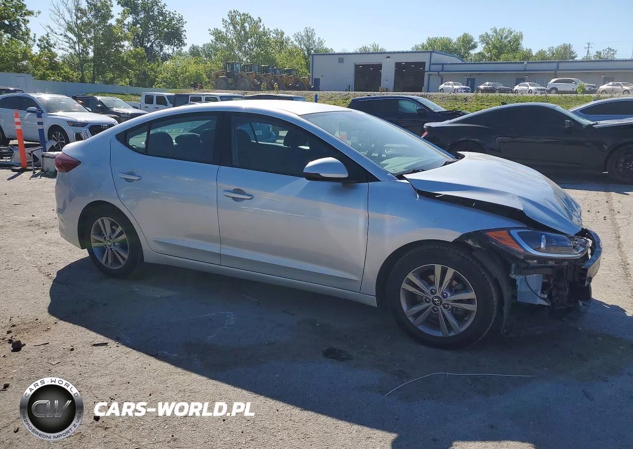 2018 Hyundai Elantra Sel VIN:KMHD84LF6JU467804 - 4