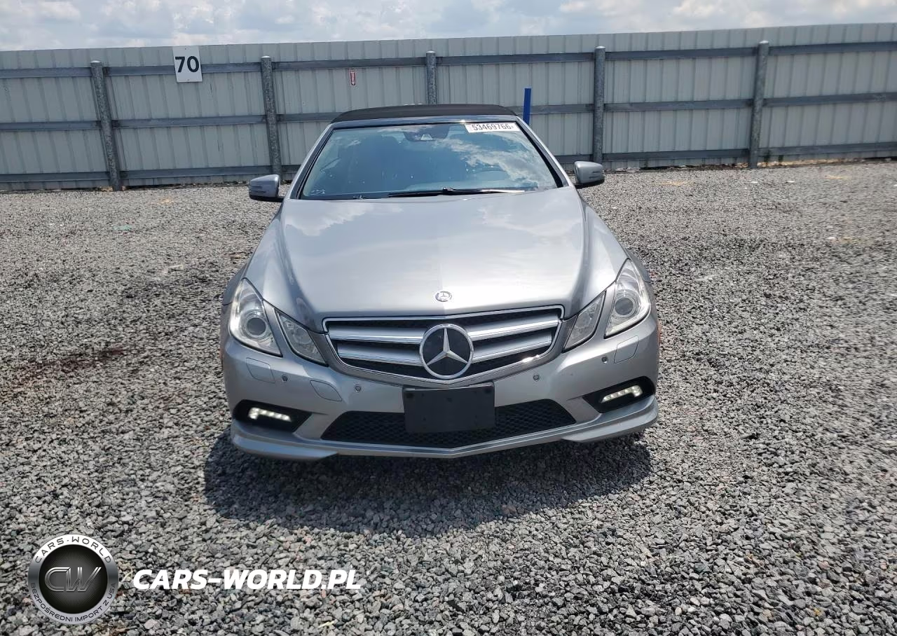 2011 Mercedes-Benz E 550 VIN:WDDKK7CF6BF081233 - 5