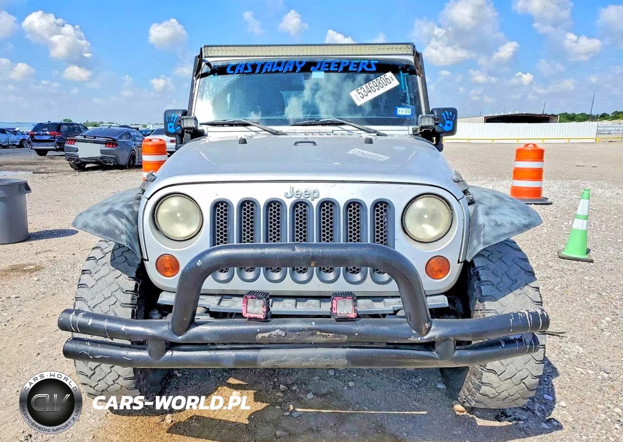 2011 Jeep Wrangler Unlimited Sport VIN:1J4BA3H17BL582713 - 5