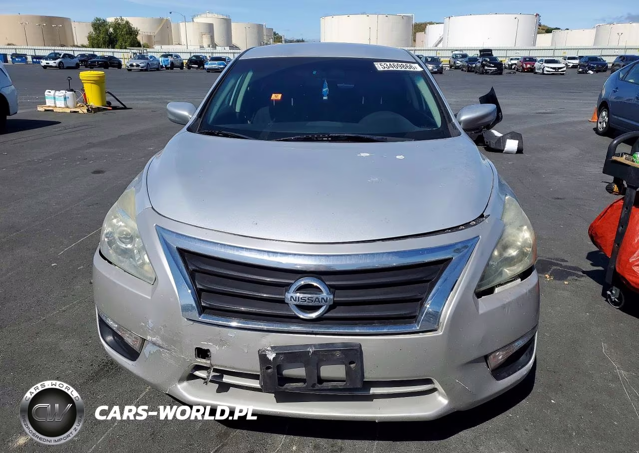 2015 Nissan Altima 2.5 VIN:1N4AL3AP3FN889614 - 5
