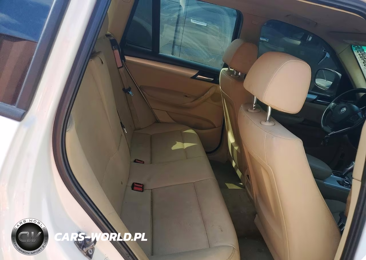 2012 BMW X3 xDrive28I VIN:5UXWX5C53CL724261 - 11