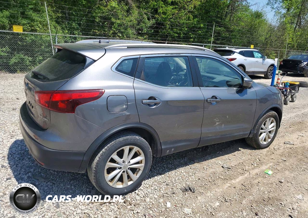 2018 Nissan Rogue Sport Sv VIN:JN1BJ1CR9JW250392 - 3