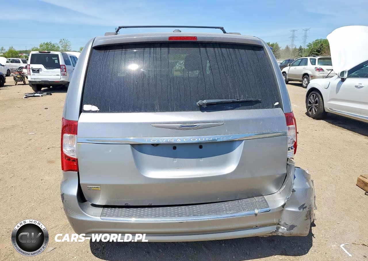 2014 Chrysler Town & Country Touring VIN:2C4RC1BG3ER397666 - 6