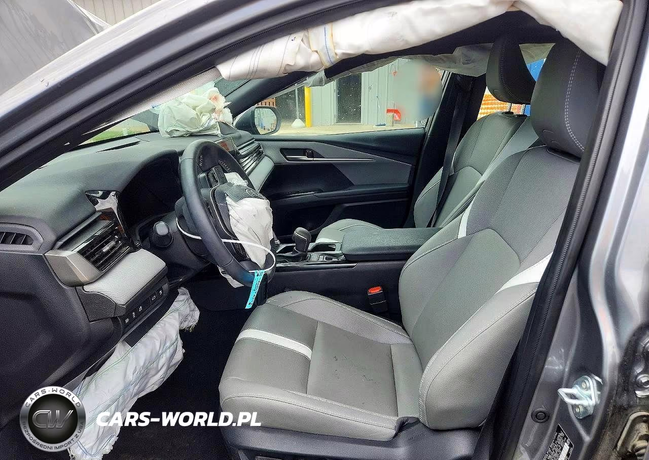2025 Toyota Camry Se VIN:4T1DBADKXSU521425 - 7