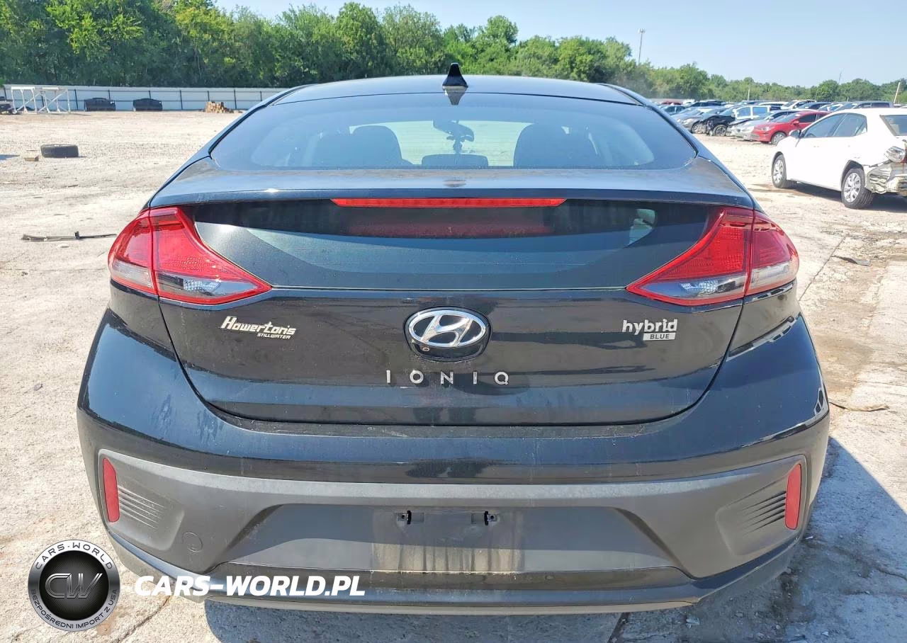 2018 Hyundai Ioniq Blue VIN:KMHC65LC9JU076708 - 6