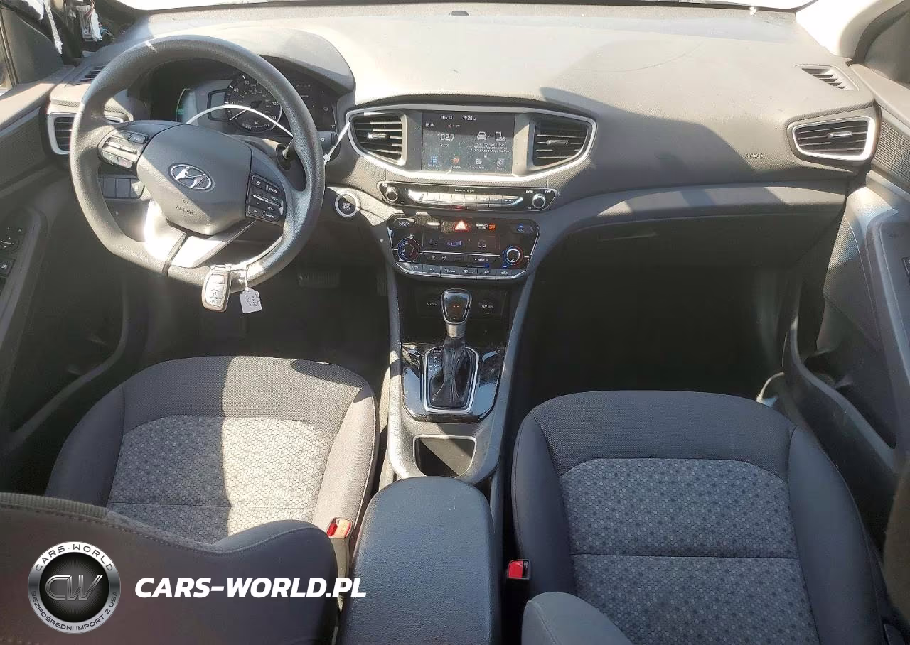 2018 Hyundai Ioniq Blue VIN:KMHC65LC9JU076708 - 8
