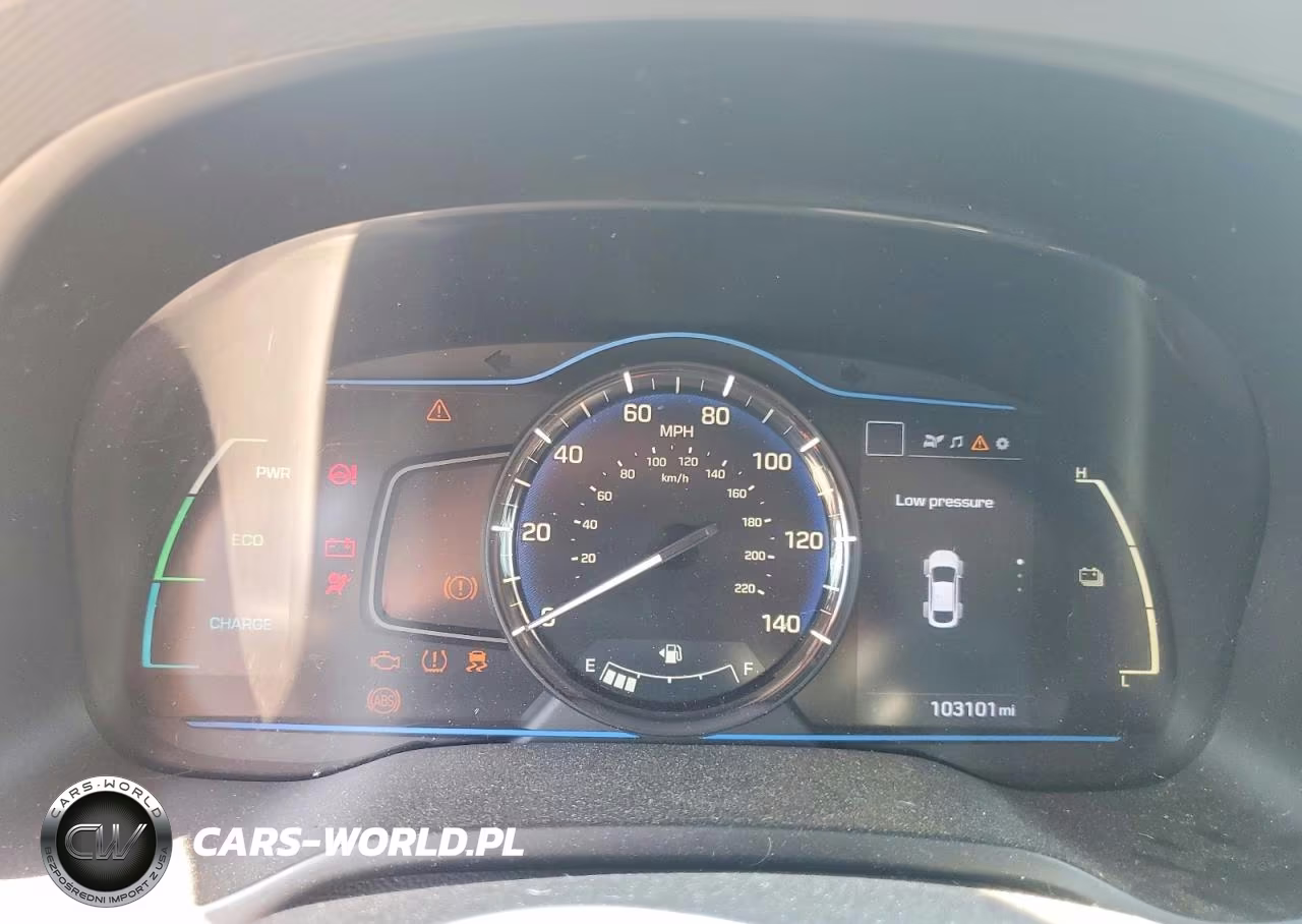 2018 Hyundai Ioniq Blue VIN:KMHC65LC9JU076708 - 9