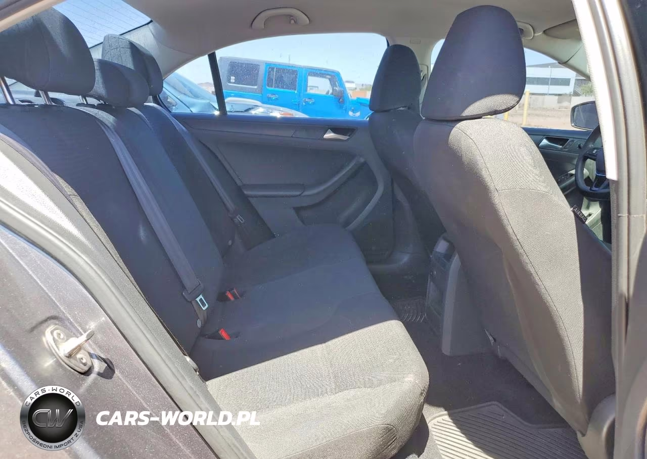 2015 Volkswagen Jetta Base VIN:3VW2K7AJ9FM242808 - 10