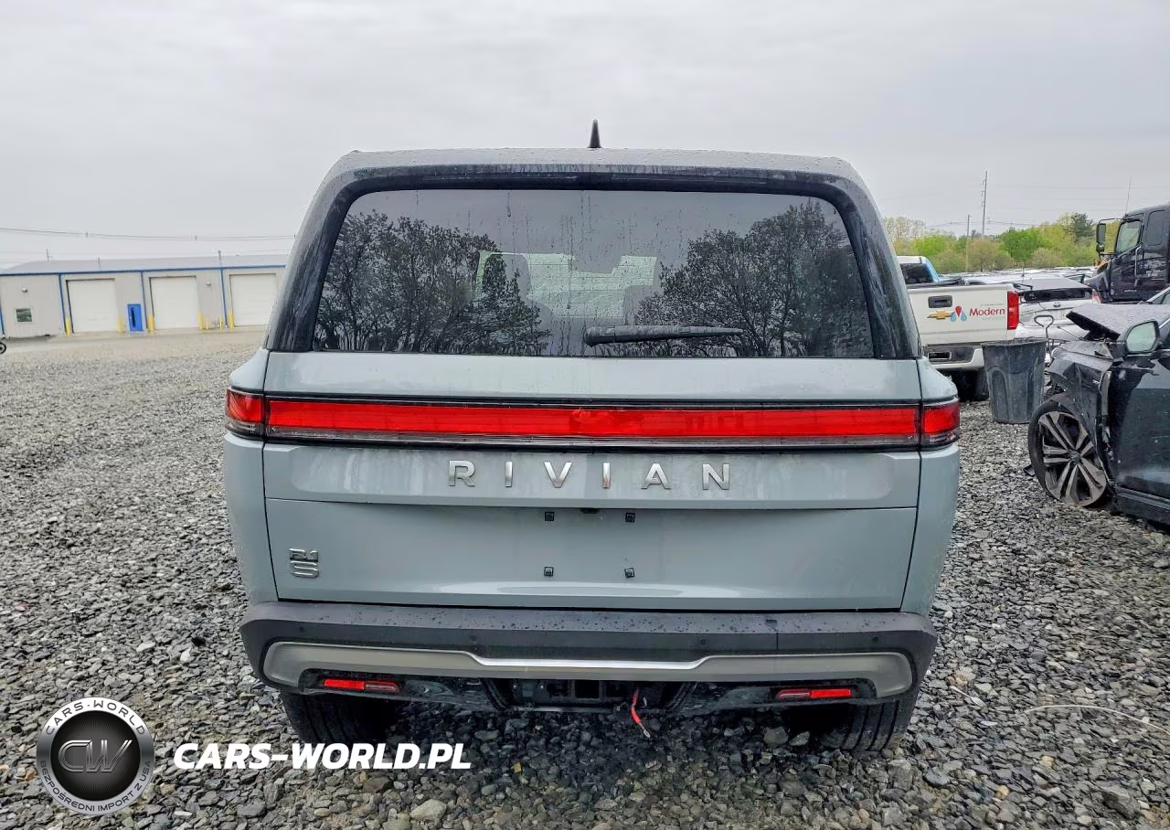 2025 Rivian R1S Adventure VIN:7PDSGBBA9SN071055 - 6