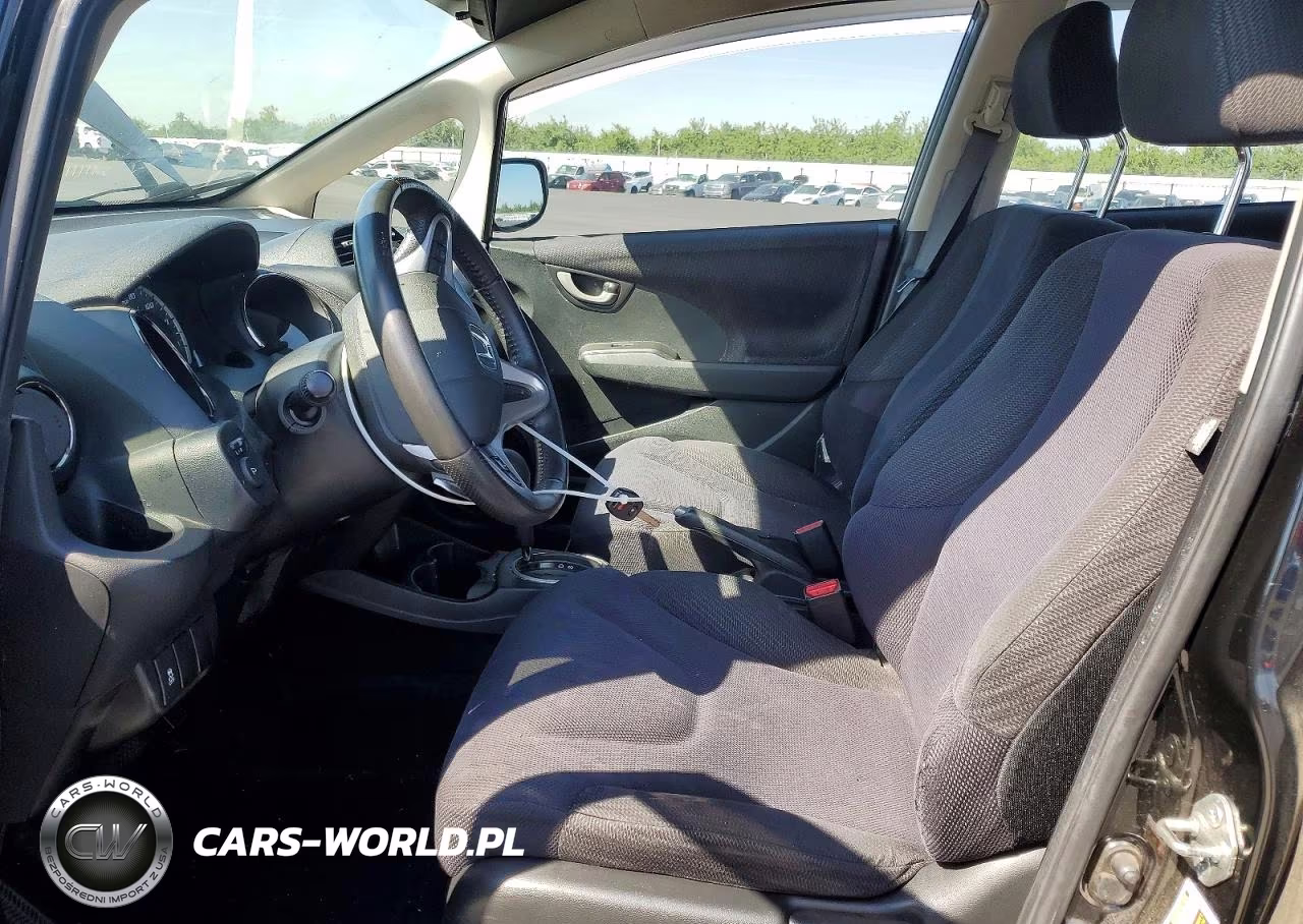2012 Honda Fit Sport VIN:JHMGE8H55CC009079 - 7