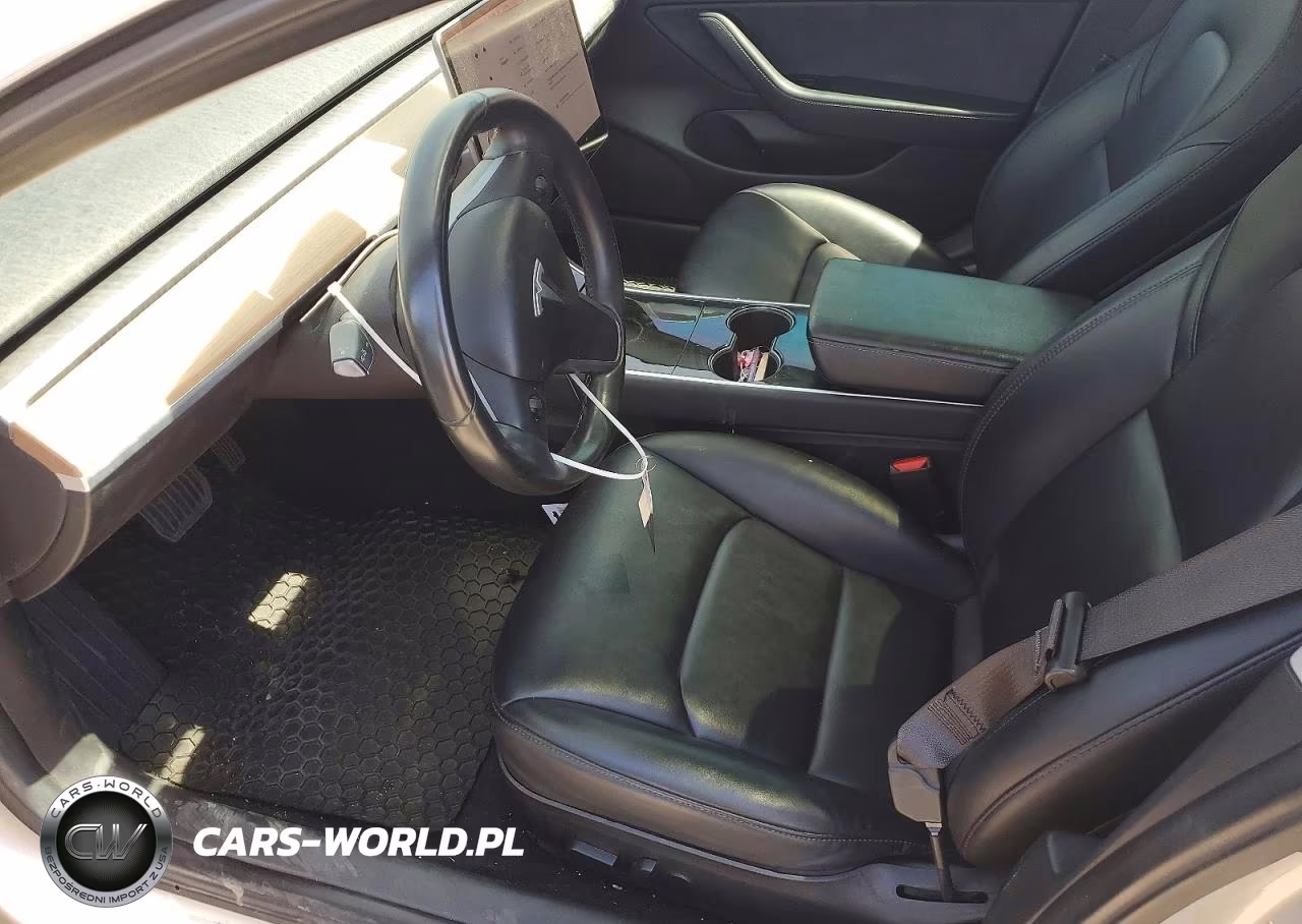 2018 Tesla Model 3 VIN:5YJ3E1EB1JF091300 - 7