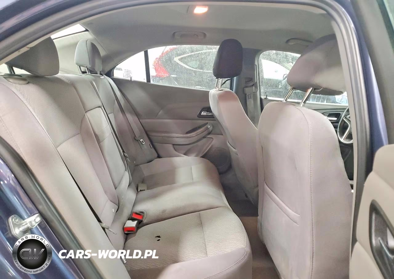 2013 Chevrolet Malibu Ls VIN:1G11B5SA8DF186805 - 10