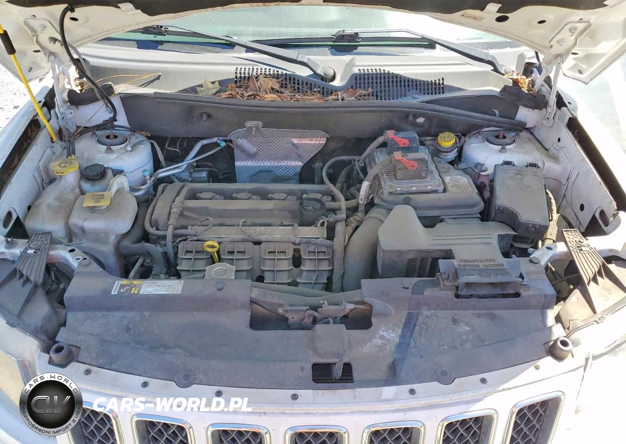 2015 Jeep Compass Sport VIN:1C4NJCBA2FD250514 - 12