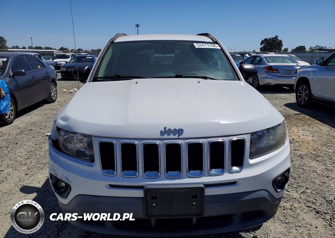 2015 Jeep Compass Sport VIN:1C4NJCBA2FD250514 - 5