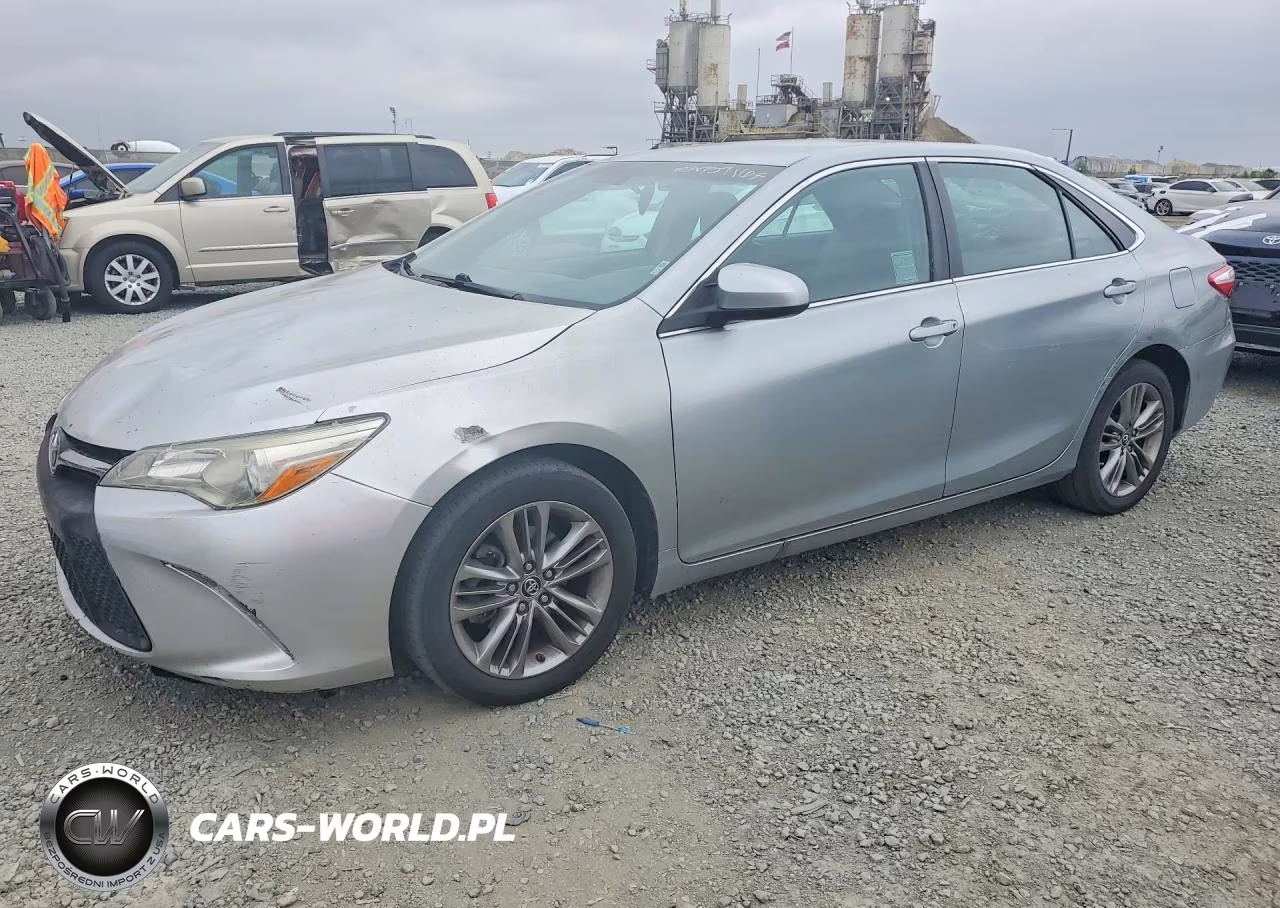 2016 Toyota Camry Se – zdjęcie 1 z 12