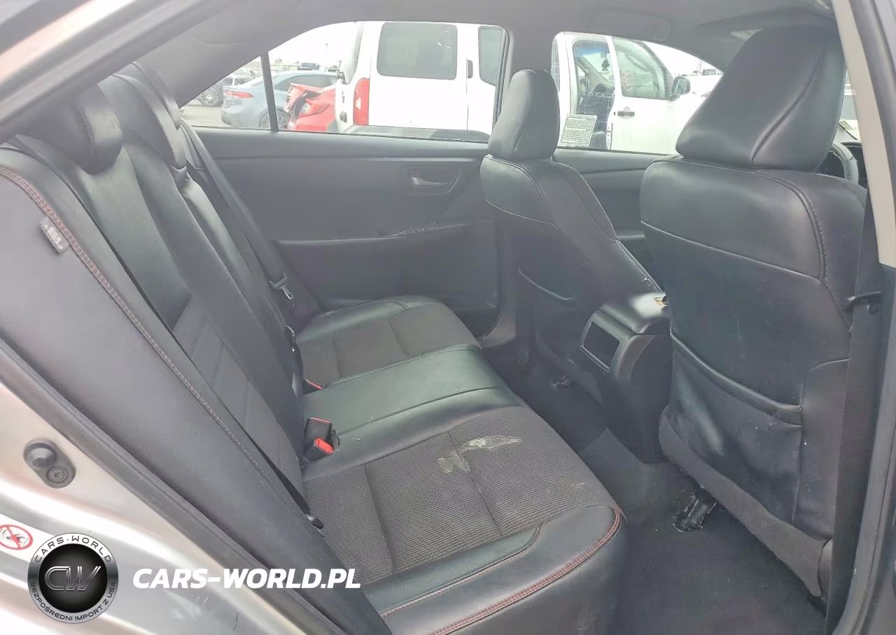 2016 Toyota Camry Se VIN:4T1BF1FKXGU120070 - 10