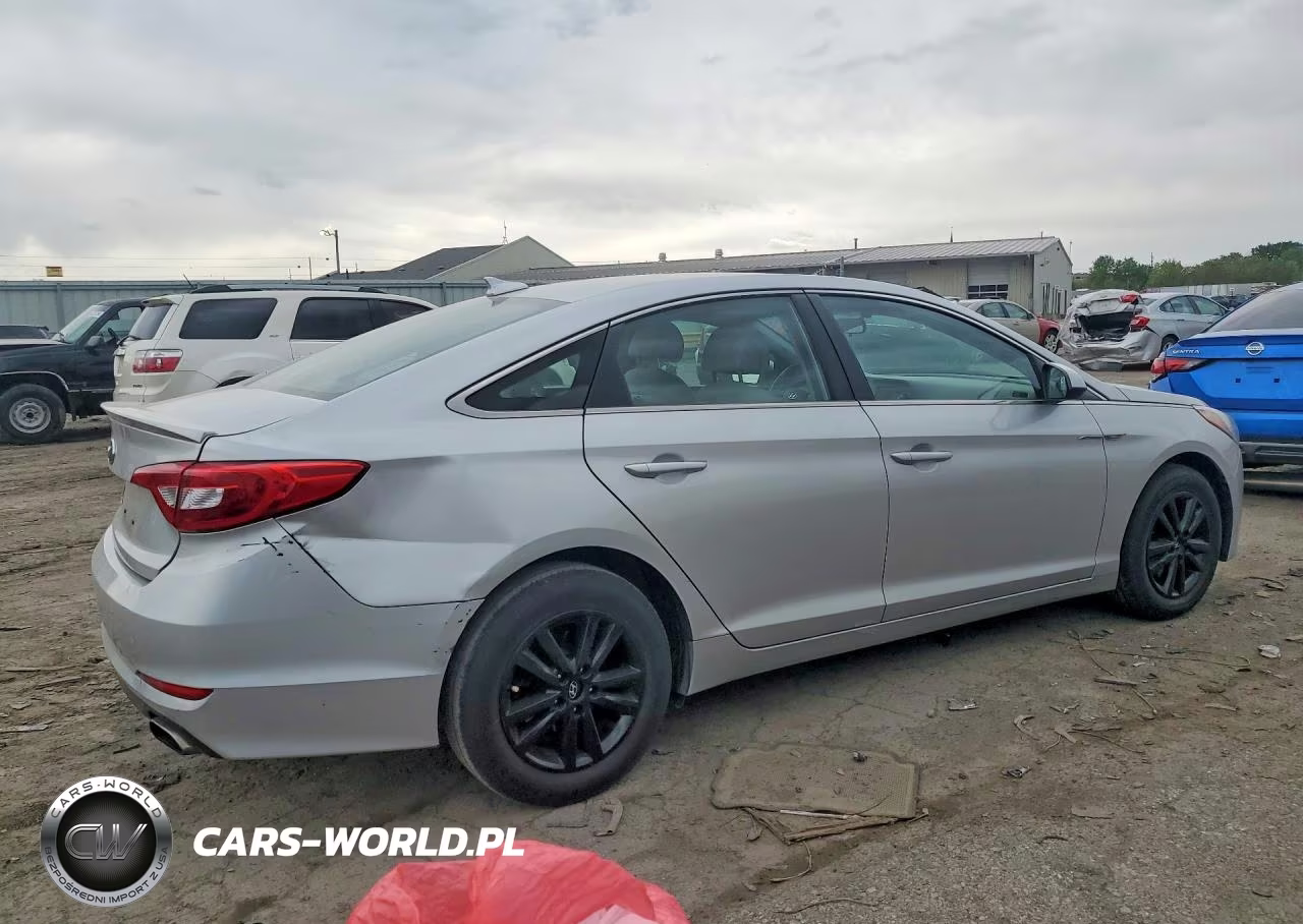 2015 Hyundai Sonata Se VIN:5NPE24AF7FH019246 - 3