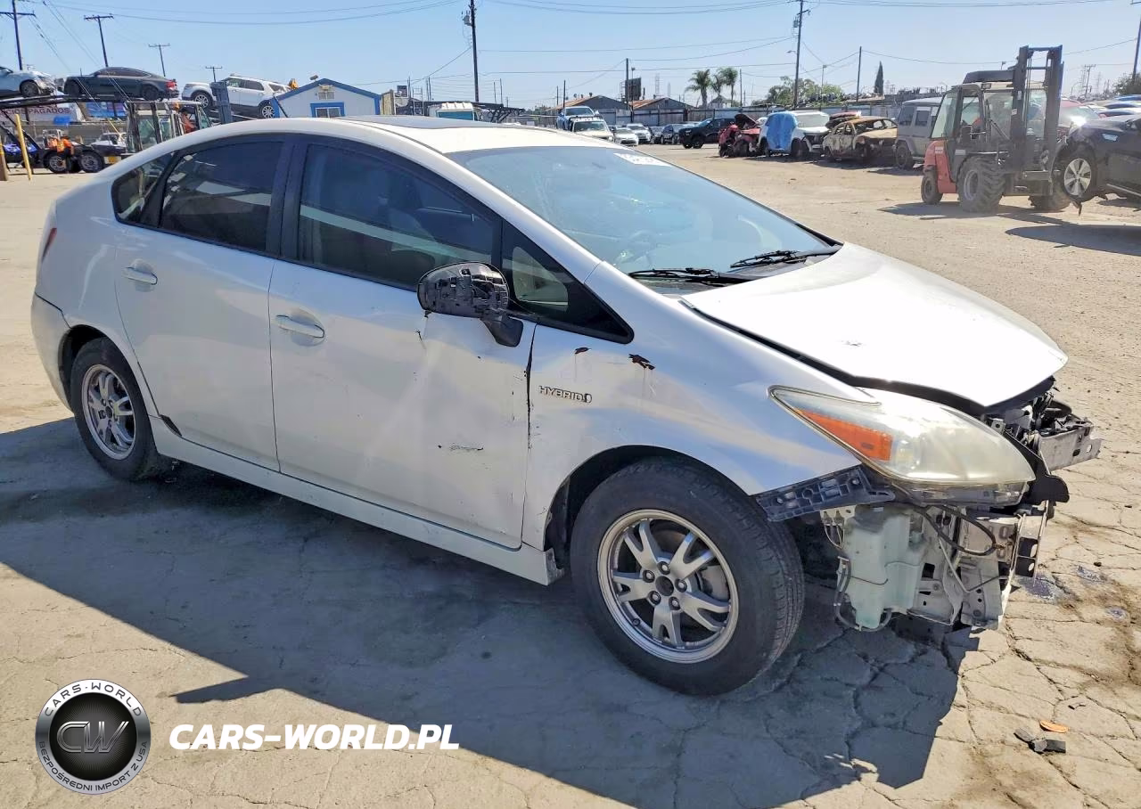2010 Toyota Prius VIN:JTDKN3DUXA0085553 - 4