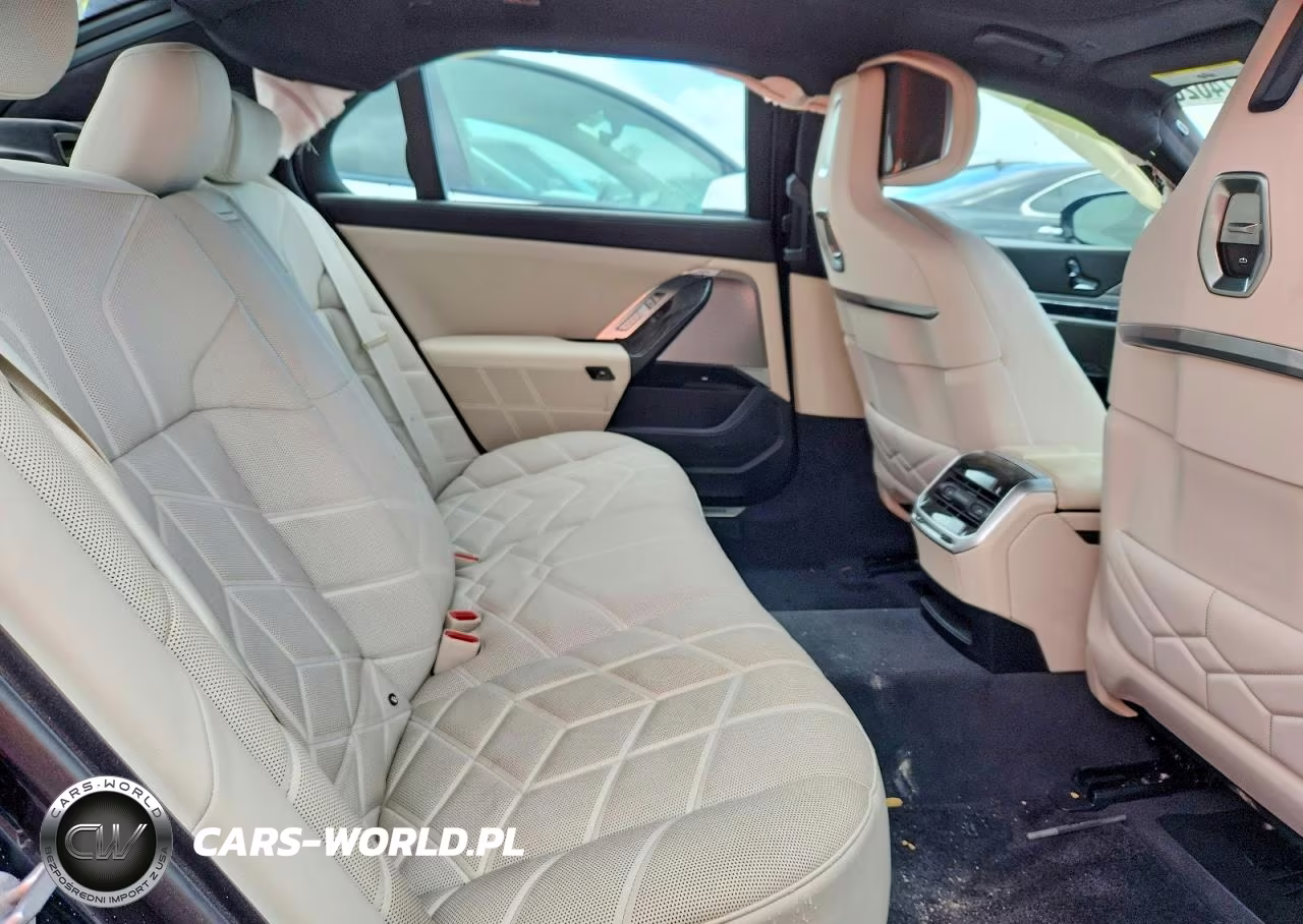 2023 BMW 760 Xi VIN:WBA33EJ01PCL68158 - 10