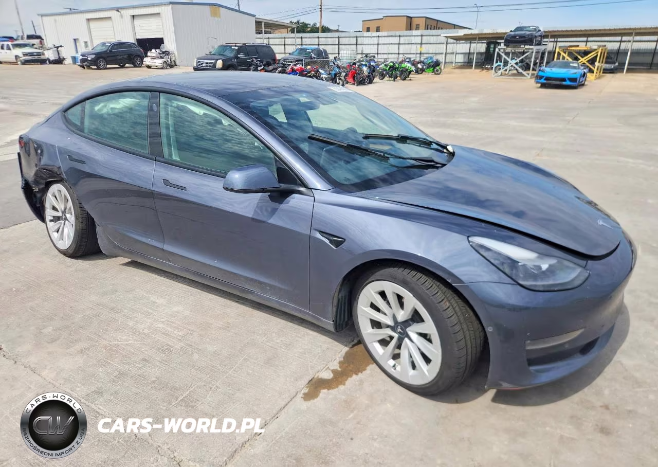 2022 Tesla Model 3 VIN:5YJ3E1EB1NF339969 - 4