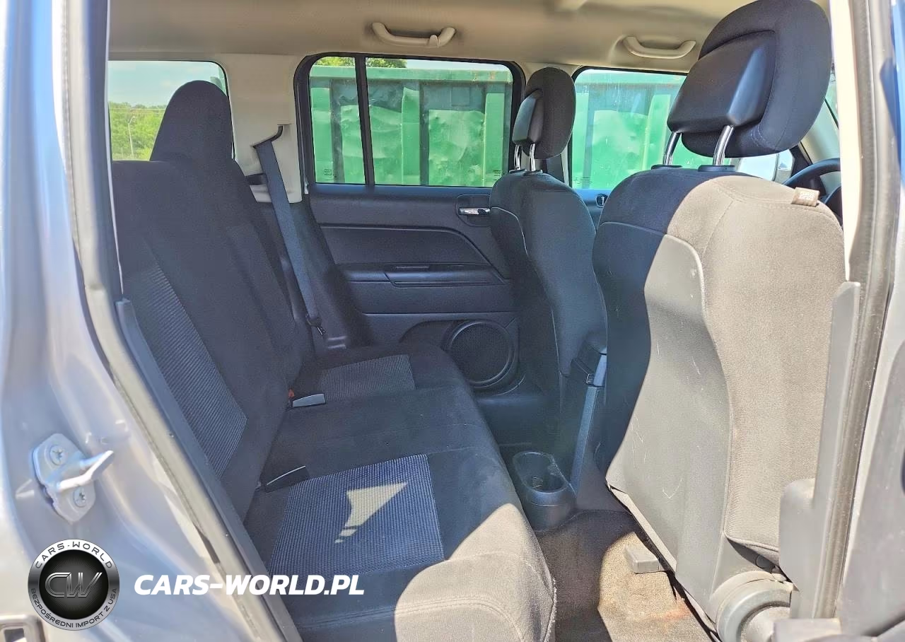 2015 Jeep Patriot Sport VIN:1C4NJPBB6FD297206 - 10