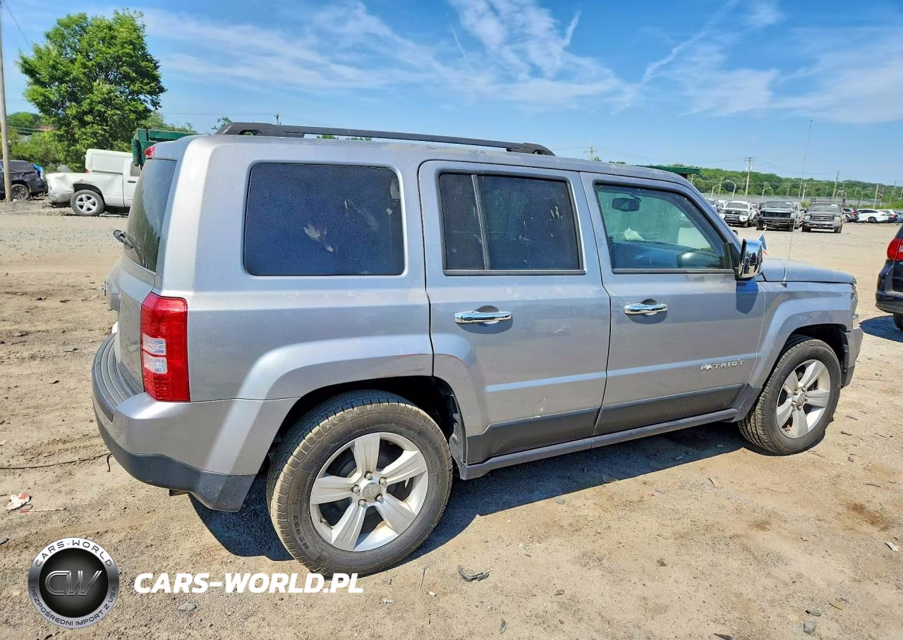 2015 Jeep Patriot Sport VIN:1C4NJPBB6FD297206 - 3