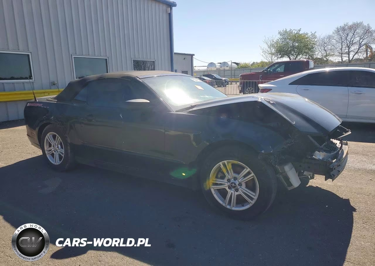 2014 Ford Mustang VIN:1ZVBP8EM1E5307036 - 4