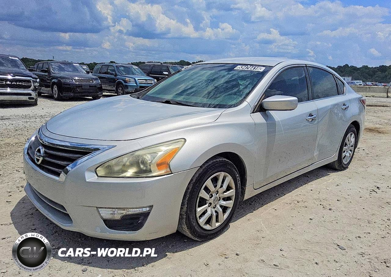 2015 Nissan Altima 2.5 S – zdjęcie 1 z 12