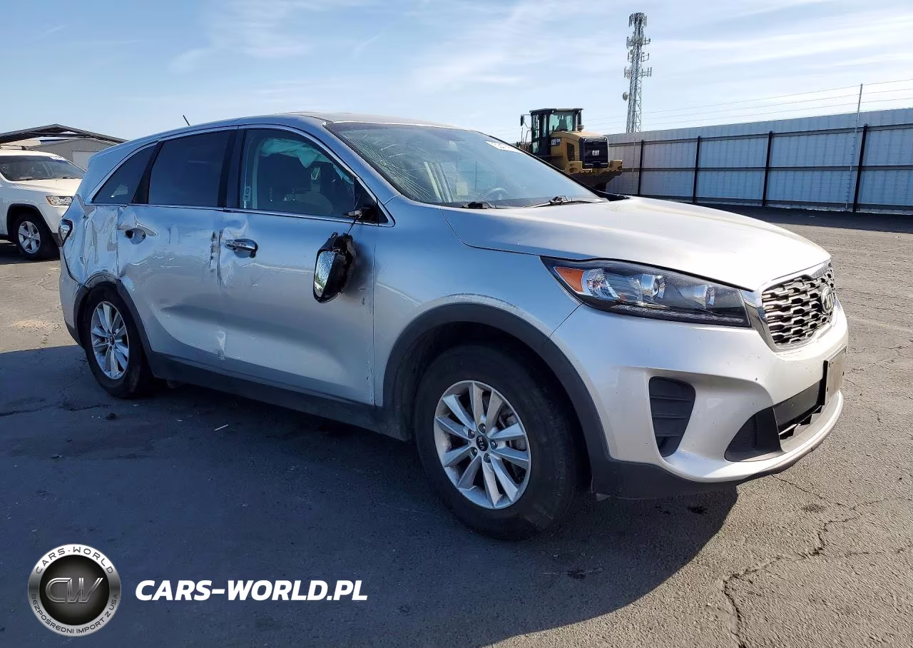 2020 Kia Sorento Lx VIN:5XYPG4A31LG674327 - 4