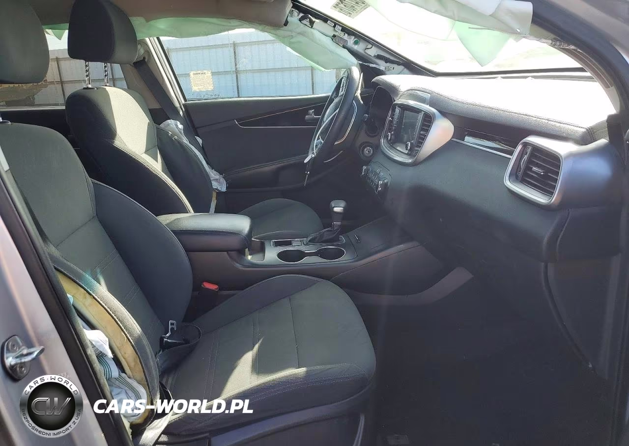 2020 Kia Sorento Lx VIN:5XYPG4A31LG674327 - 7