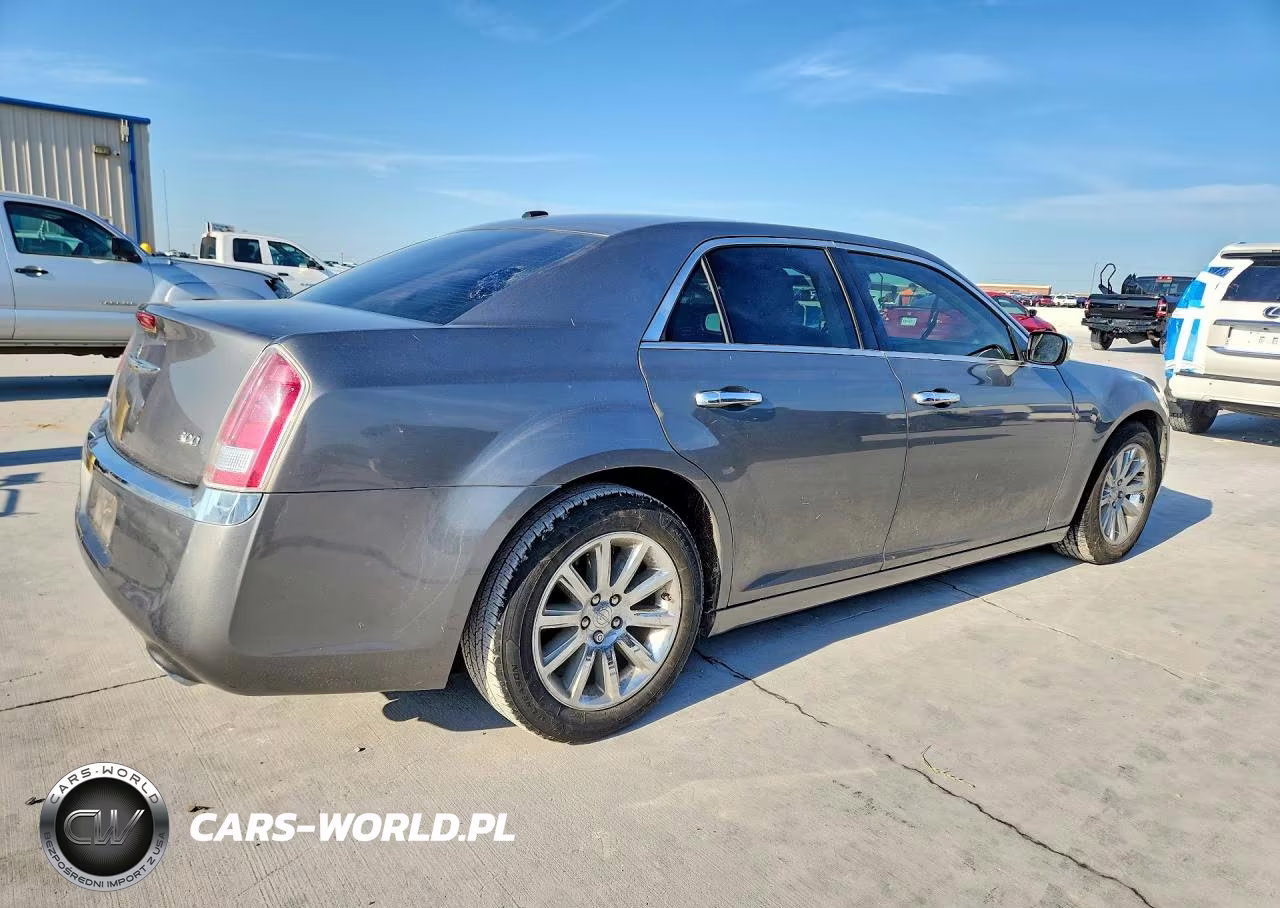 2012 Chrysler 300 Limited VIN:2C3CCACG7CH257096 - 3