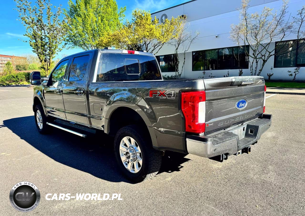 2018 Ford F350 Super Duty VIN:1FT8W3BT8JEB10390 - 3