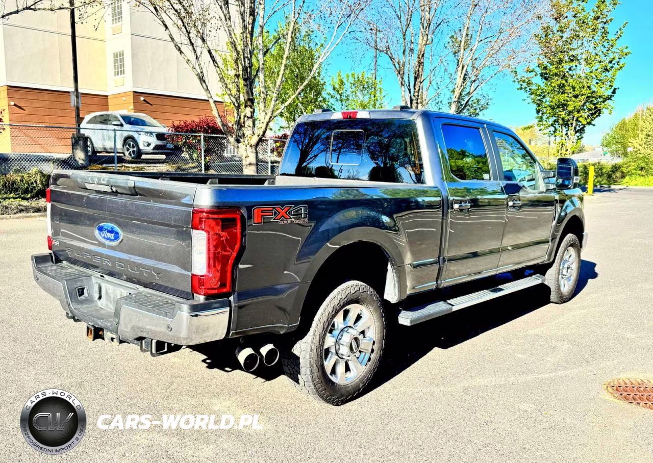 2018 Ford F350 Super Duty VIN:1FT8W3BT8JEB10390 - 4