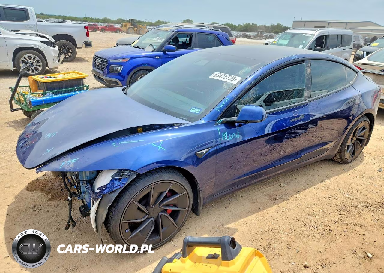 2024 Tesla Model 3 – zdjęcie 1 z 13