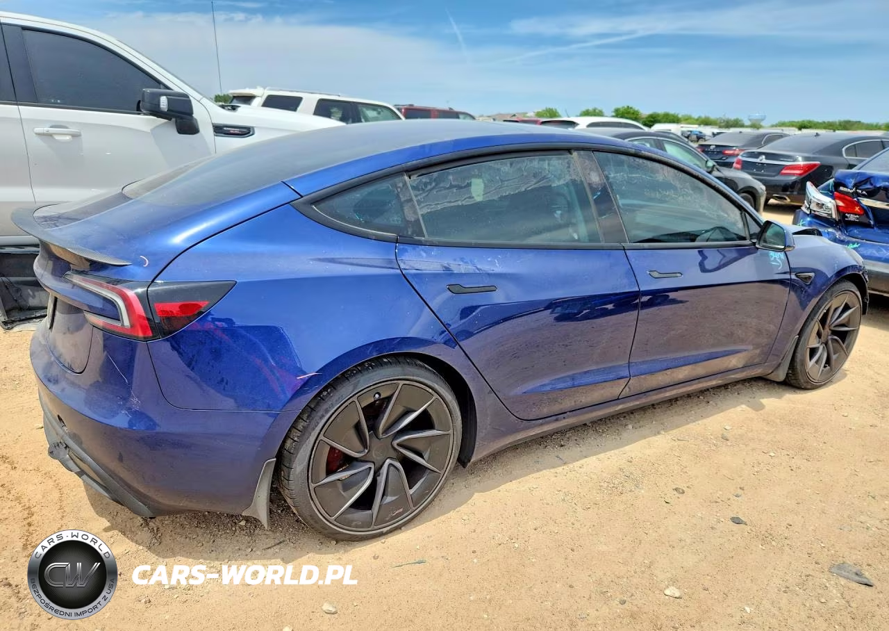 2024 Tesla Model 3 VIN:5YJ3E1ETXRF865791 - 3
